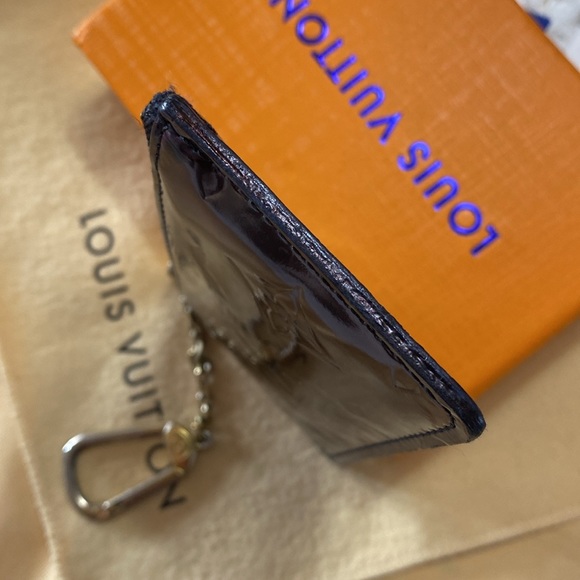 Louis Vuitton Coin Key Card Pouch Vernis - Picture 7 of 11